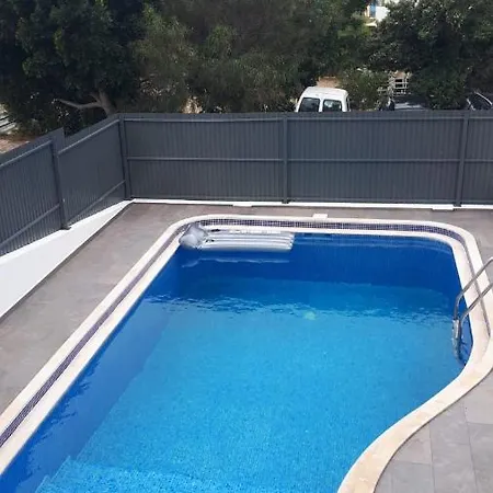 Marina Pool 8 Guests